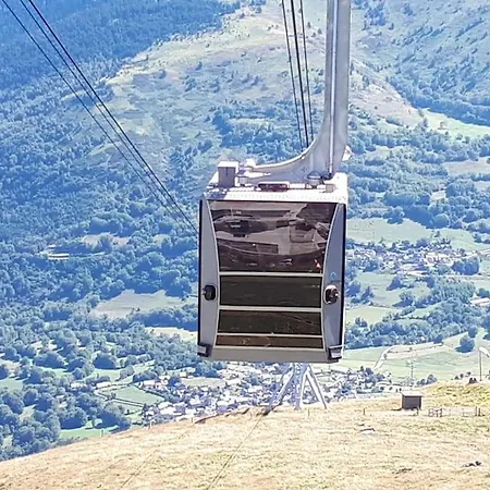 Saint Lary Soulan Pied Des Pistes Du Plat D Adet *