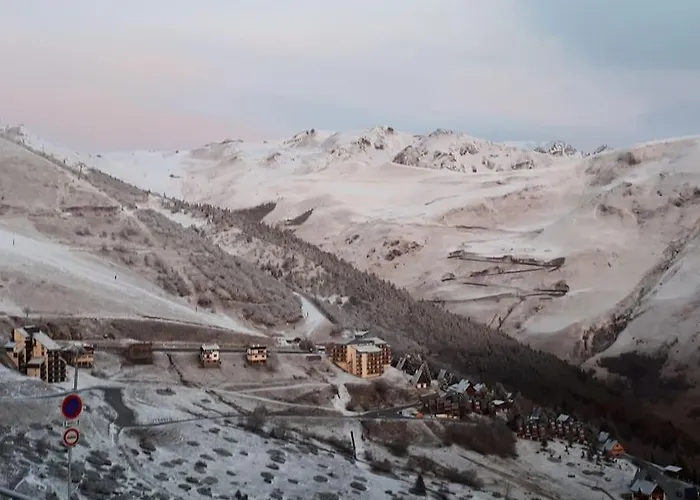 Saint Lary Soulan Pied Des Pistes Du Plat D Adet *