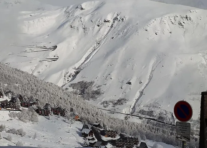 Saint Lary Soulan Pied Des Pistes Du Plat D Adet *